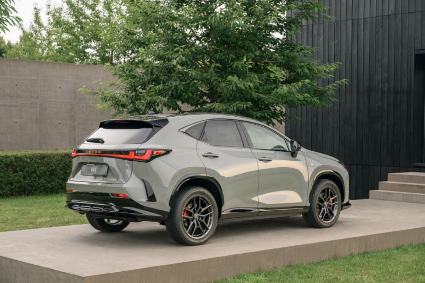 Το ανανεωμένο Lexus NX ήρθε με 307 άλογα   